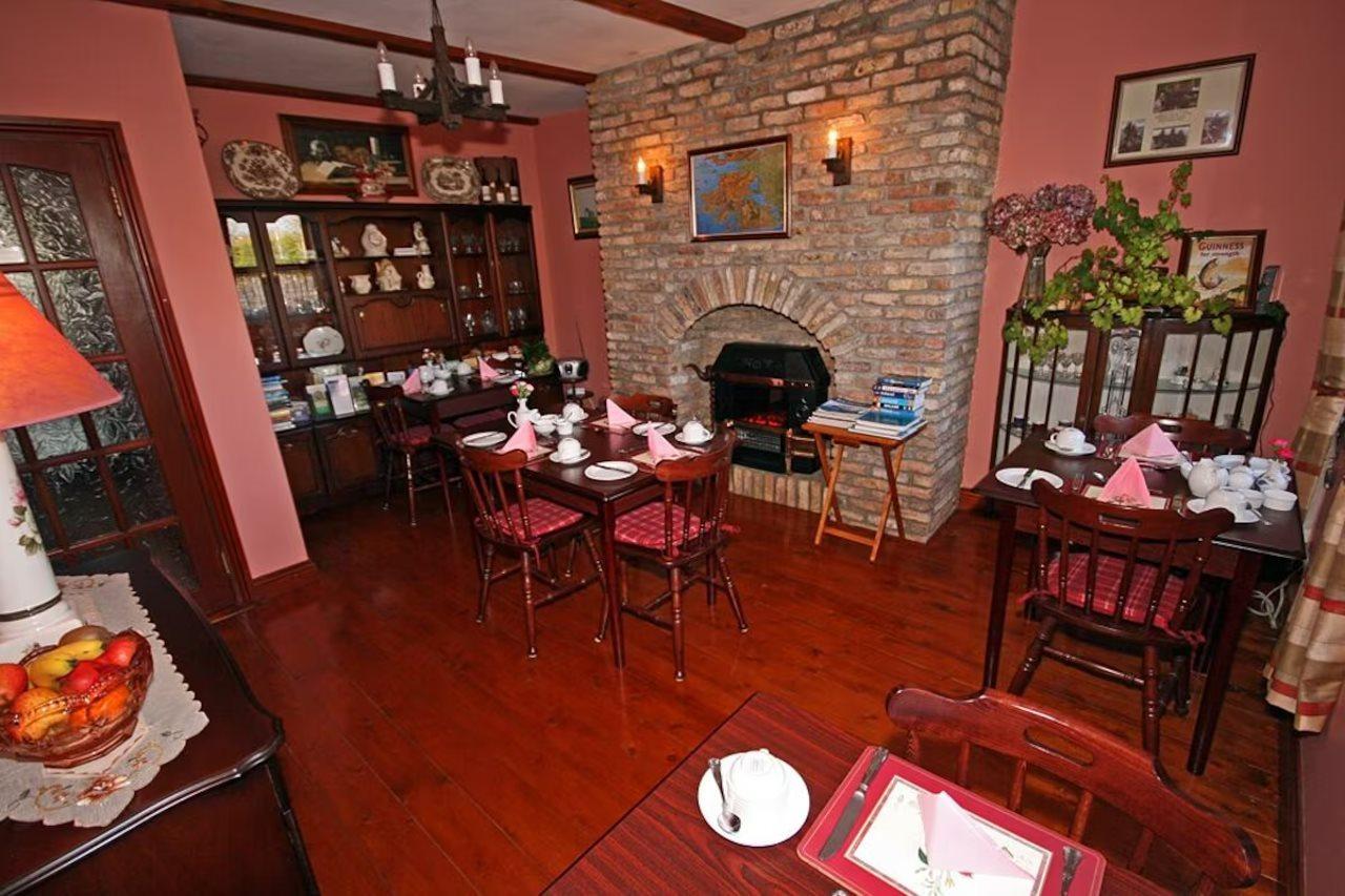The Western Way Oughterard Esterno foto